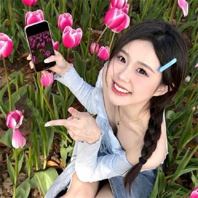 四个毕业生